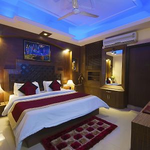 Double Room Airport Drop